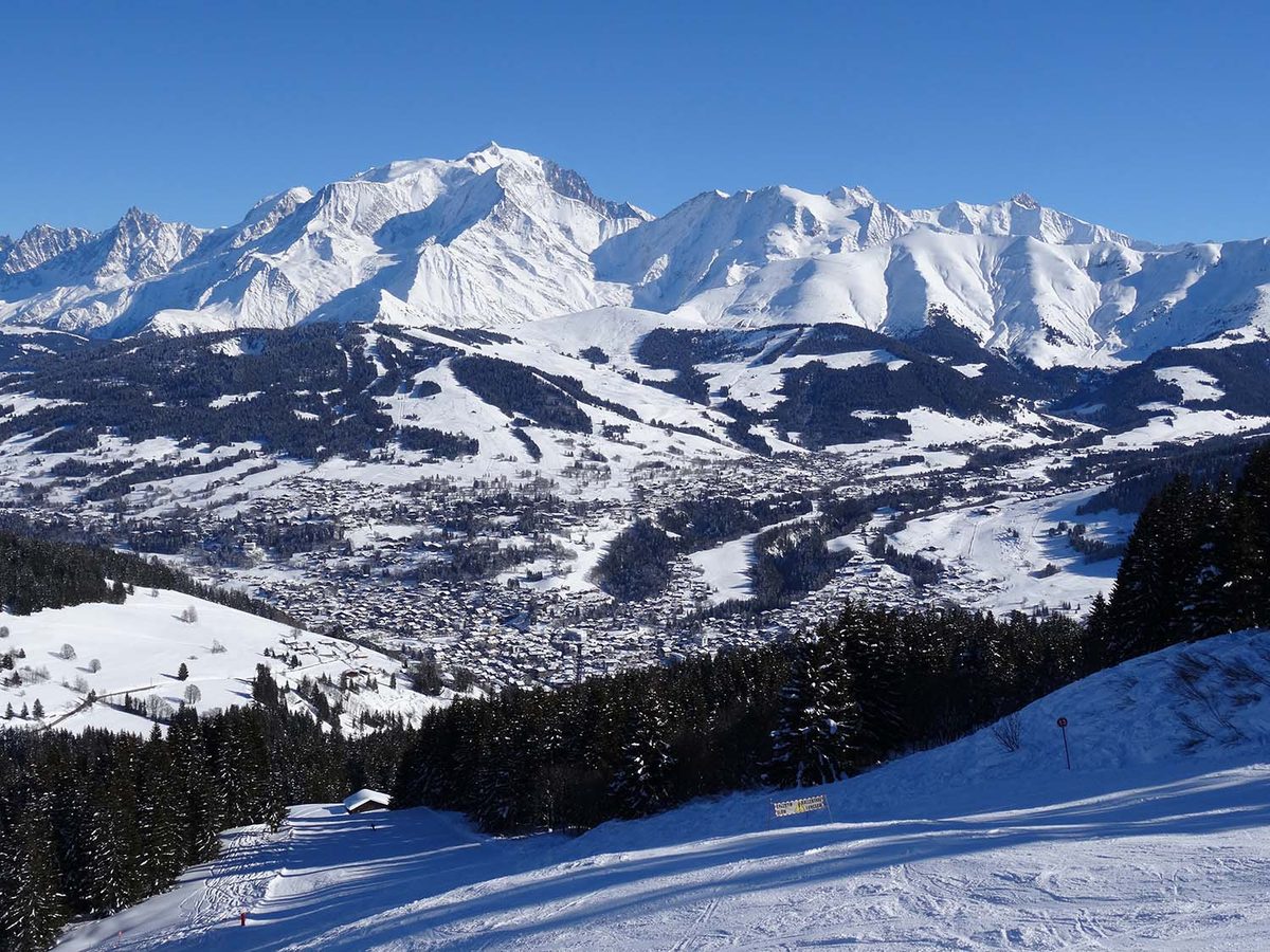 Le Mont-Blanc au-dessus de Megève